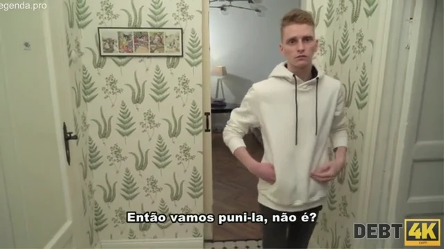 Esposa do safado vira puta pra limpar as dívidas do casamento