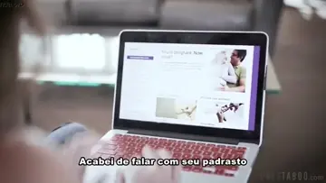Filha sai com o padrasto gostoso dando o cuzinho enquanto a mãe viaja
