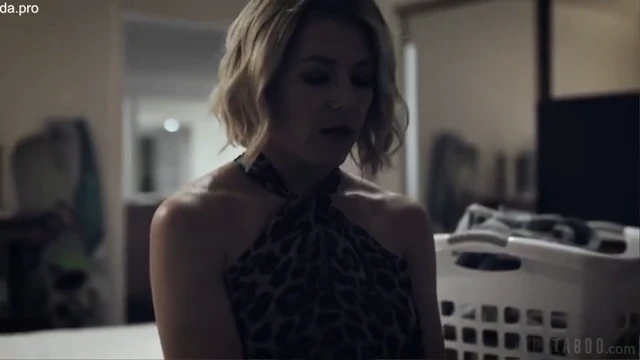 Flagra Quente: Madrasta Enfiada Pelo Enteado No Quarto De Casa