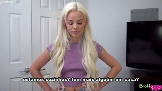 Novinha disposta a foder duro e gozar muito na líprica